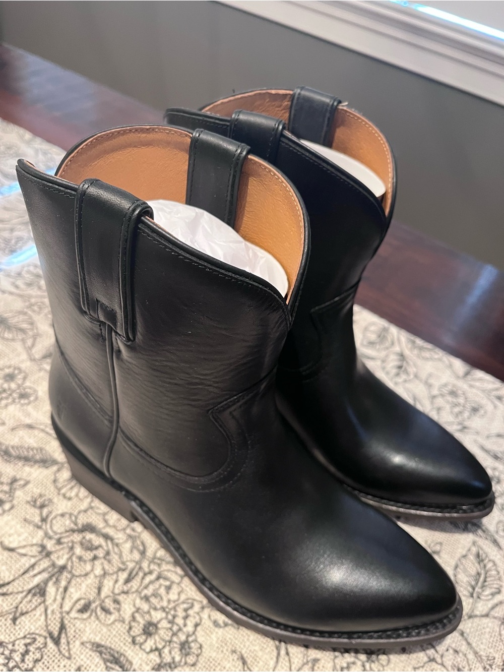 Frye Billy Short Boots Women’s 10M NWT